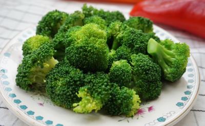 狗狗吃什么蔬菜好（给狗狗吃这几种果蔬）