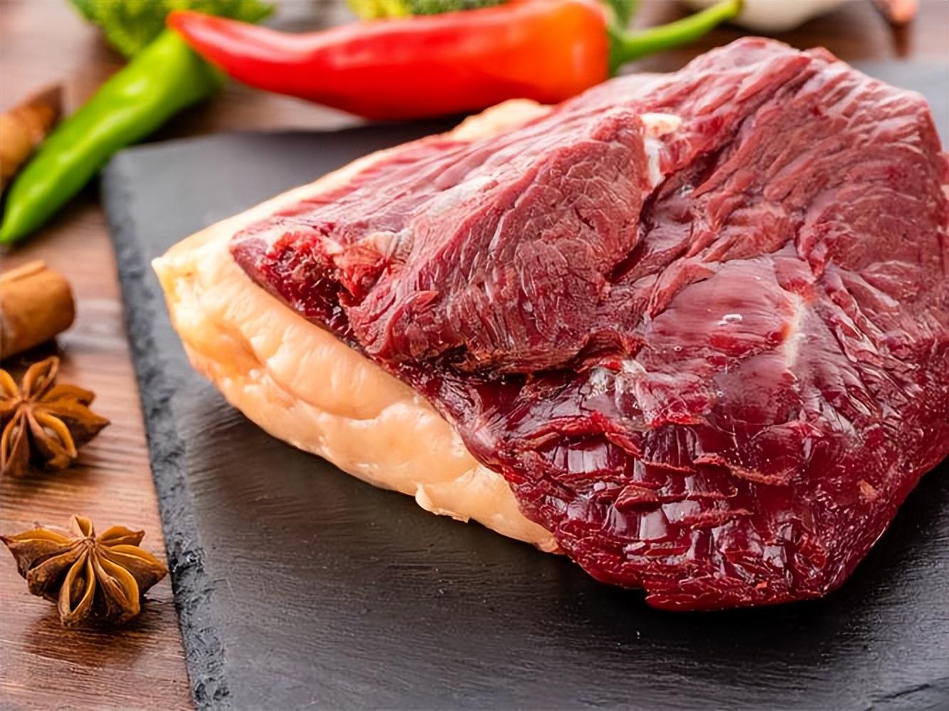 分享比熊最爱吃的10种食物（比熊犬吃什么食物对身体最好）